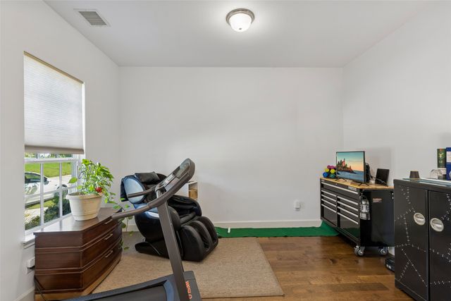 1016 Gardenia Street, Carrollton, TX 75007