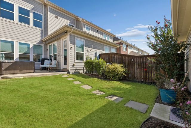 1016 Gardenia Street, Carrollton, TX 75007