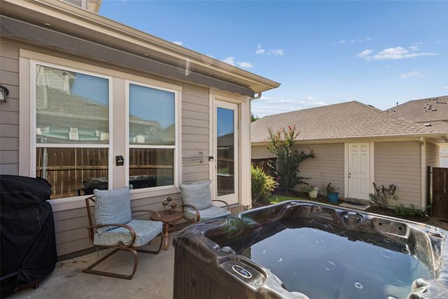 1016 Gardenia Street, Carrollton, TX 75007