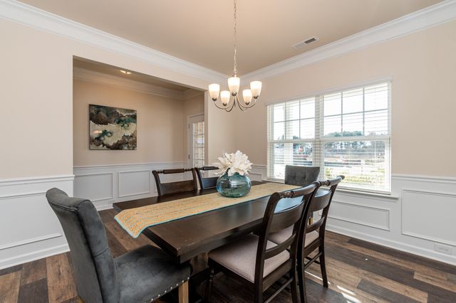 425 Blackjack Oak Court, Clarksville, TN 37042