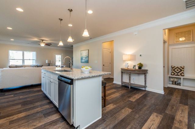 425 Blackjack Oak Court, Clarksville, TN 37042