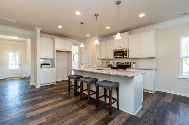 425 Blackjack Oak Court, Clarksville, TN 37042