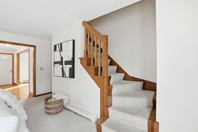 19 Nemasket Road, Falmouth, MA 02540