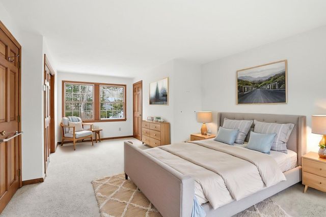 19 Nemasket Road, Falmouth, MA 02540