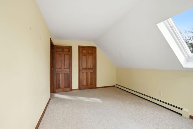 19 Nemasket Road, Falmouth, MA 02540