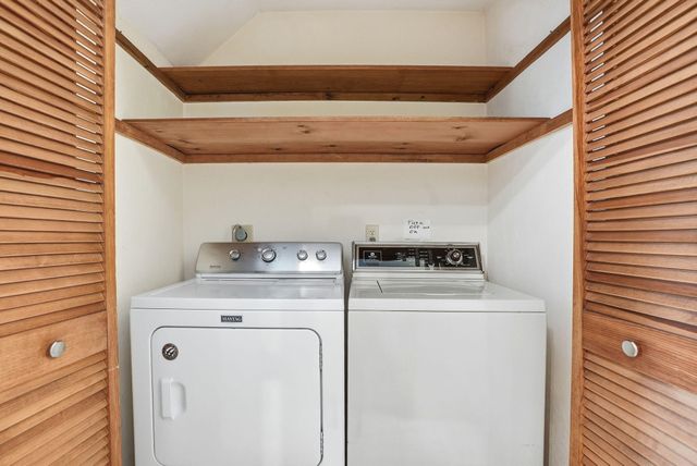 19 Nemasket Road, Falmouth, MA 02540