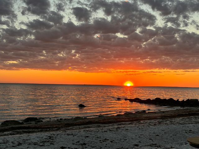 19 Nemasket Road, Falmouth, MA 02540