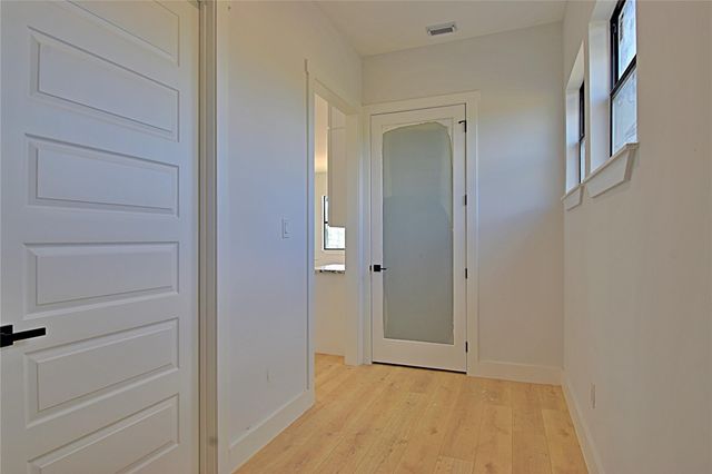 1902 Bay West Blvd BLVD, Horseshoe Bay, TX 78657
