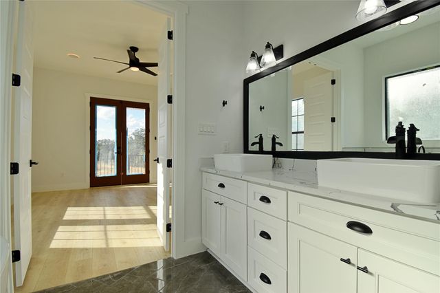 1902 Bay West Blvd BLVD, Horseshoe Bay, TX 78657