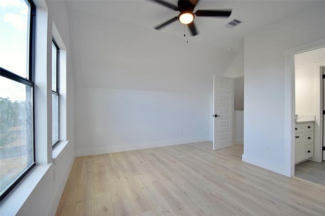 1902 Bay West Blvd BLVD, Horseshoe Bay, TX 78657