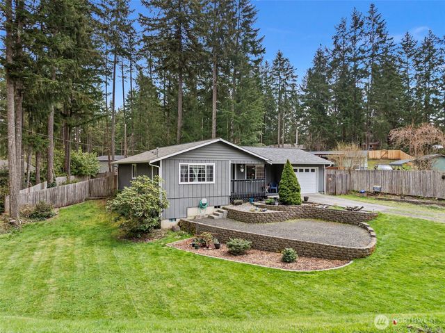 161 E Barnsby Place, Shelton, WA 98584