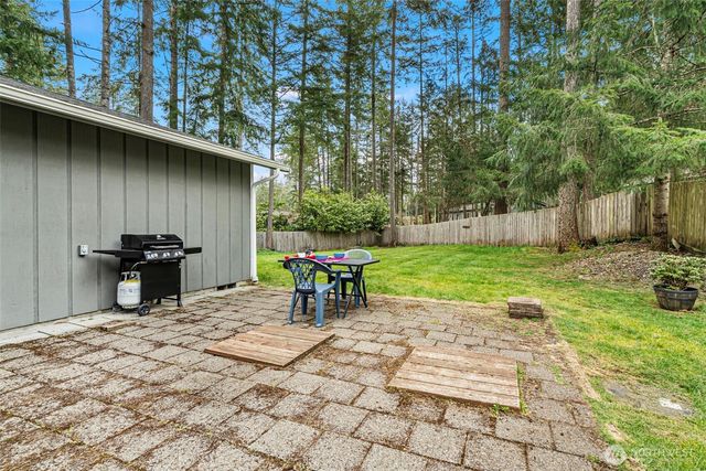 161 E Barnsby Place, Shelton, WA 98584