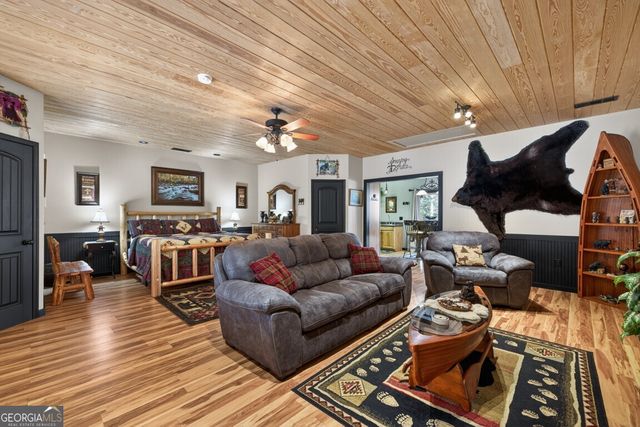 175 Laralynn Lane, Clarkesville, GA 30523