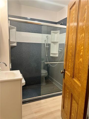 1011 Kickapoo Street, Leavenworth, KS 66048