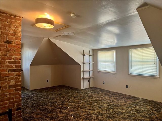 1011 Kickapoo Street, Leavenworth, KS 66048