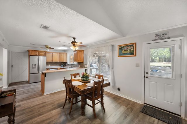 902 Greenbriar Drive, Joshua, TX 76058