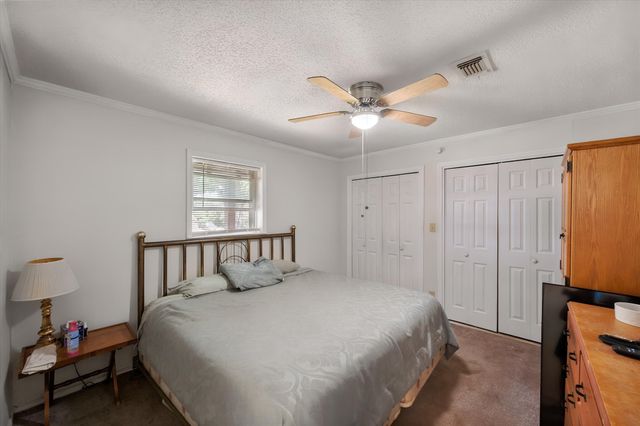 902 Greenbriar Drive, Joshua, TX 76058