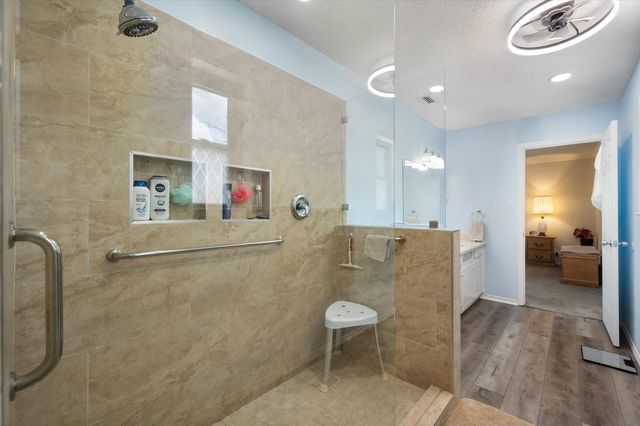 902 Greenbriar Drive, Joshua, TX 76058