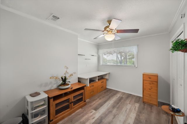 902 Greenbriar Drive, Joshua, TX 76058