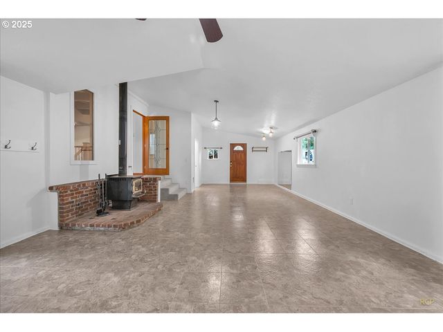 7715 Ne QUARRY Rd, La Center, WA 98629