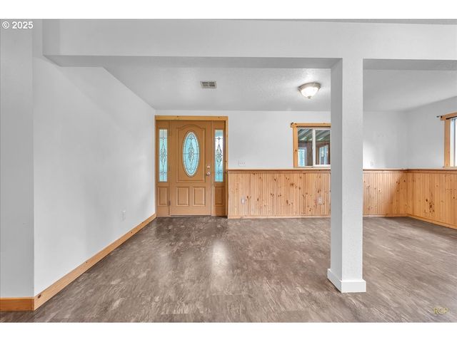 7715 Ne QUARRY Rd, La Center, WA 98629