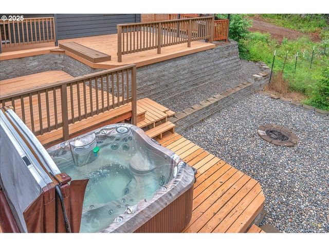 7715 Ne QUARRY Rd, La Center, WA 98629