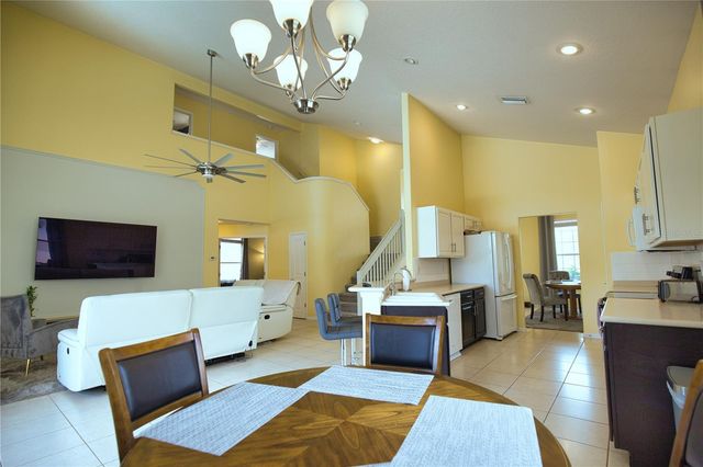 175 BRAEMAR AVENUE, Venice, FL 34293