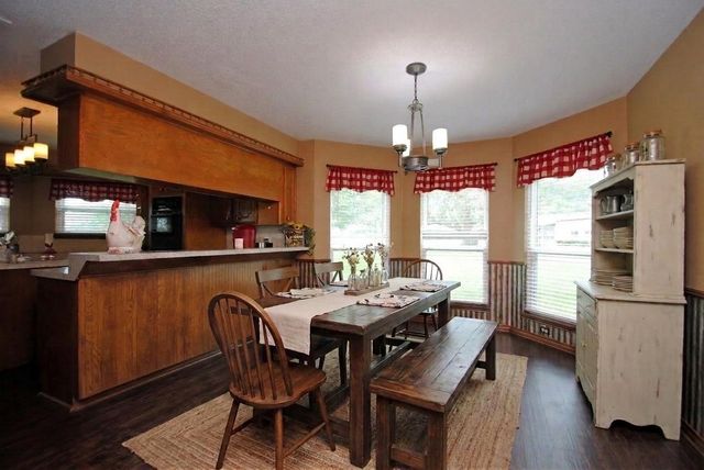 1022 Pearl Lane, Eagle Lake, TX 77434