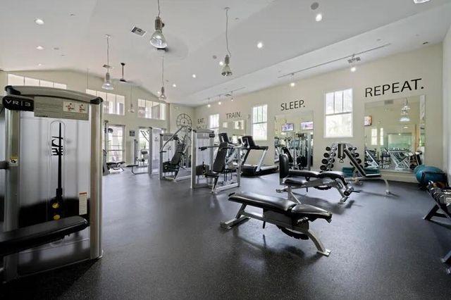 1740 San Benito Way 2, West Palm Beach, FL 33401