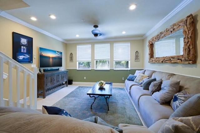 1740 San Benito Way 2, West Palm Beach, FL 33401