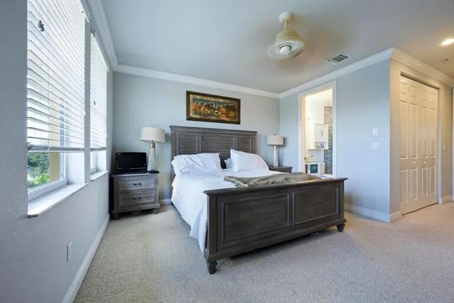 1740 San Benito Way 2, West Palm Beach, FL 33401