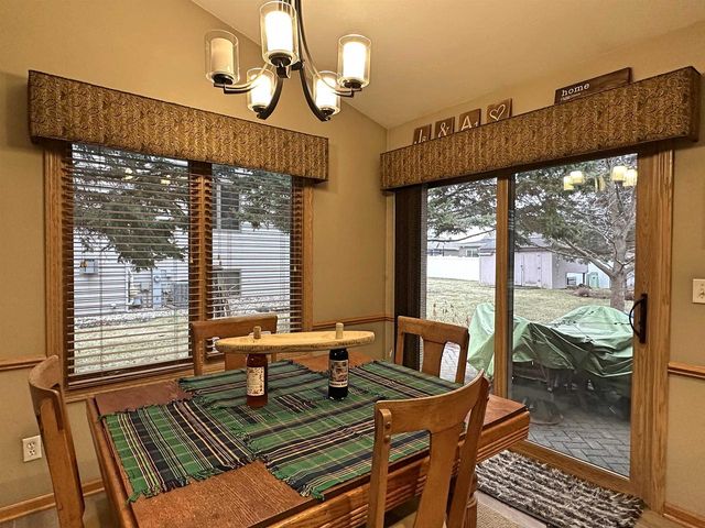 3806 Goldenrod Place, Janesville, WI 53546