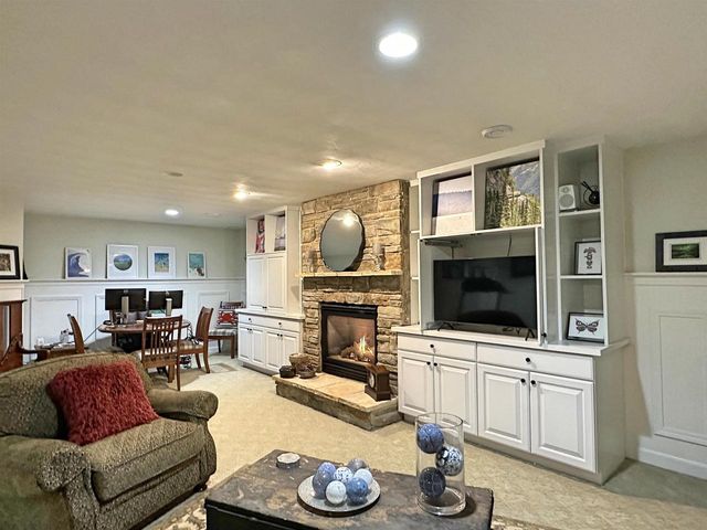 3806 Goldenrod Place, Janesville, WI 53546