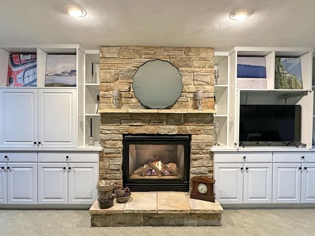 3806 Goldenrod Place, Janesville, WI 53546