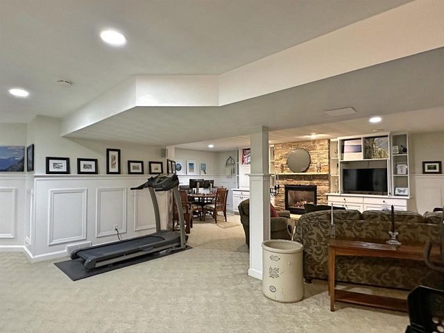 3806 Goldenrod Place, Janesville, WI 53546