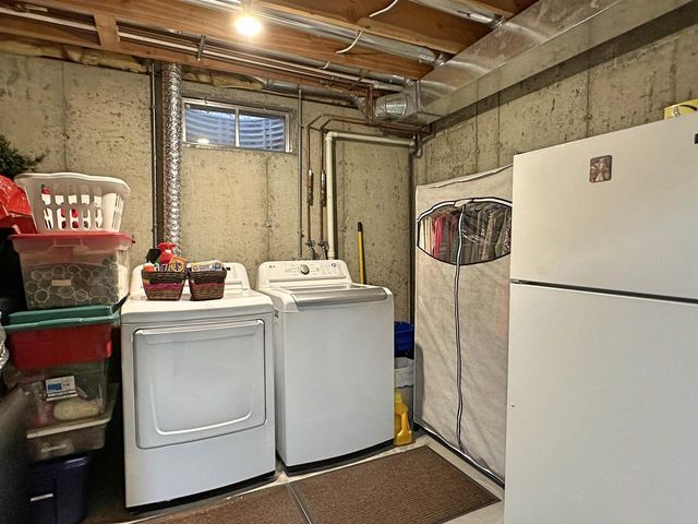 3806 Goldenrod Place, Janesville, WI 53546