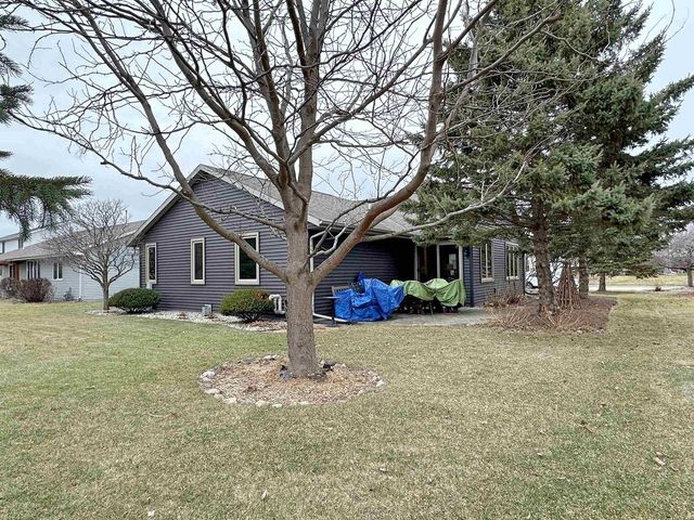 3806 Goldenrod Place, Janesville, WI 53546