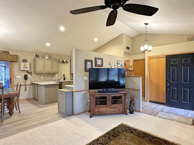 3806 Goldenrod Place, Janesville, WI 53546