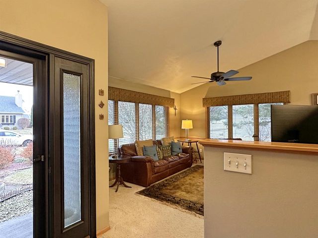 3806 Goldenrod Place, Janesville, WI 53546