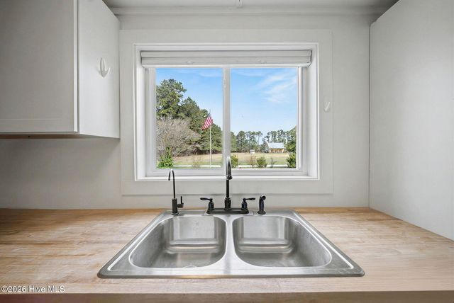 5537 Mills Trail SE, Bolivia, NC 28422