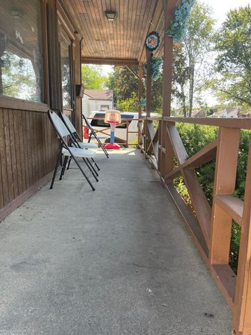 5570 Farmbrook Street, Detroit, MI 48224