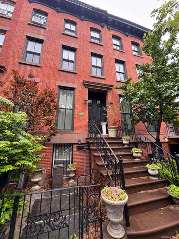 185 Bergen Street, Brooklyn, NY 11217