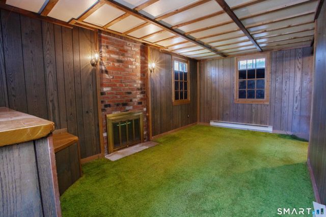 10 Shingle Mill Drive, Canton, CT 06019