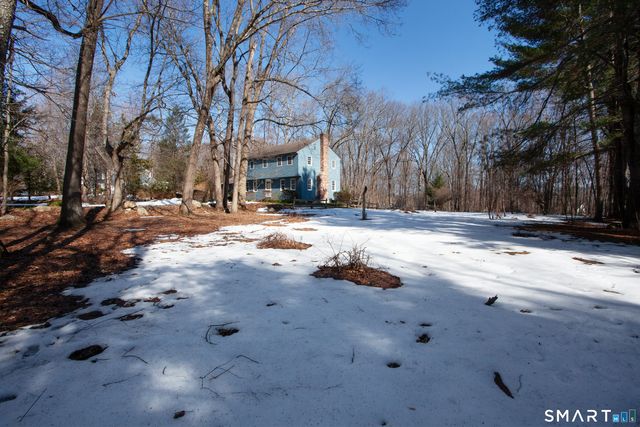 10 Shingle Mill Drive, Canton, CT 06019