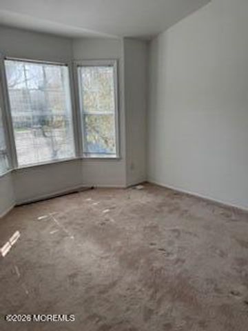 325 Towne Drive 11-5, Manalapan, NJ 07726