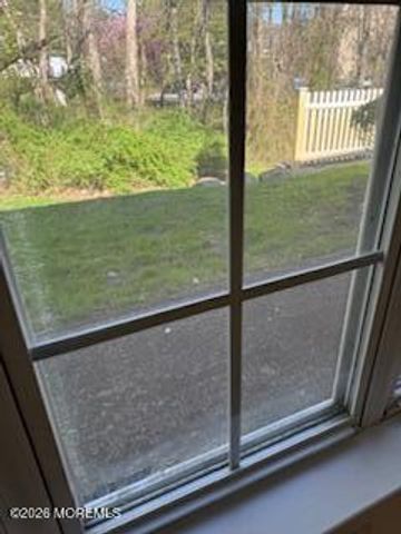 325 Towne Drive 11-5, Manalapan, NJ 07726