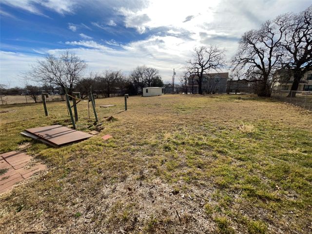 250 Meador Lane, Stephenville, TX 76401