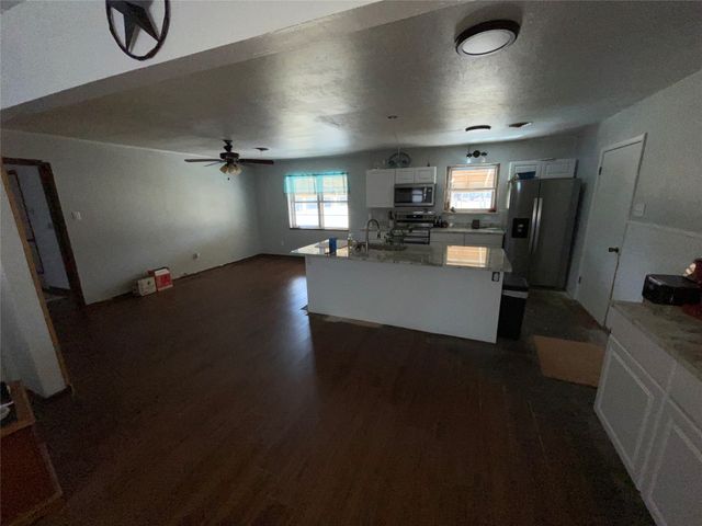 250 Meador Lane, Stephenville, TX 76401