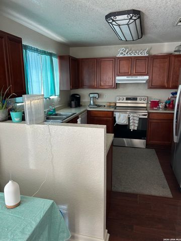 10058 Sungate Park, San Antonio, TX 78245