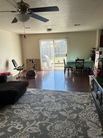 10058 Sungate Park, San Antonio, TX 78245